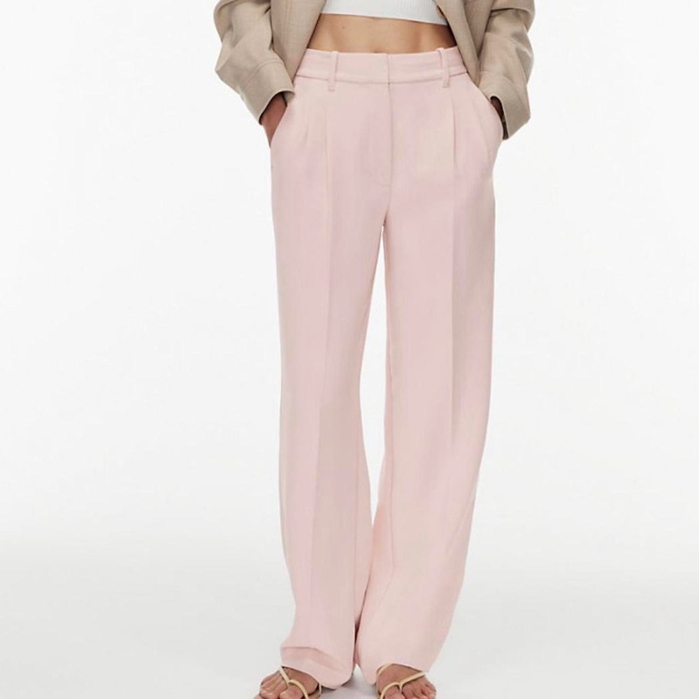Aritzia/Wilfred The Effortless Pant (Color: Light Pink) - Size 4